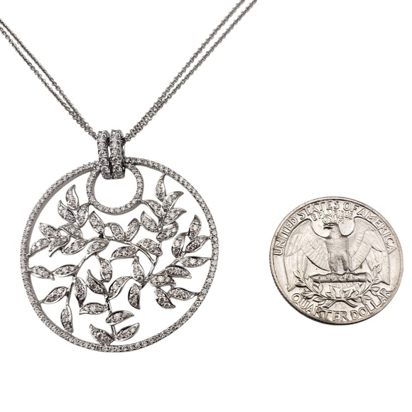 18K White Gold and Diamond Open Floral Circle Pendant Necklace  #20724 - Picture 6 of 9